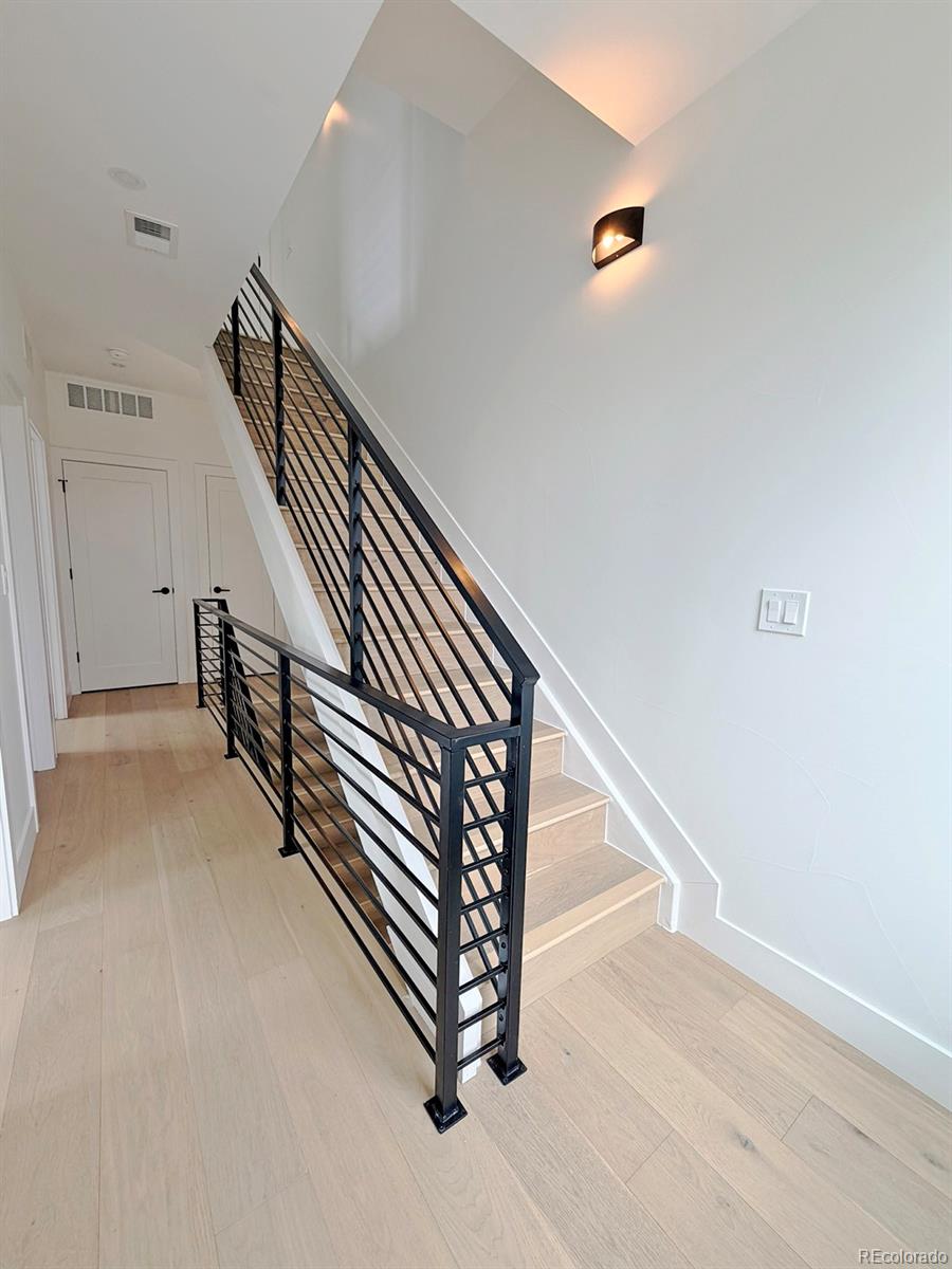 MLS Image #14 for 1259 n stuart street,denver, Colorado