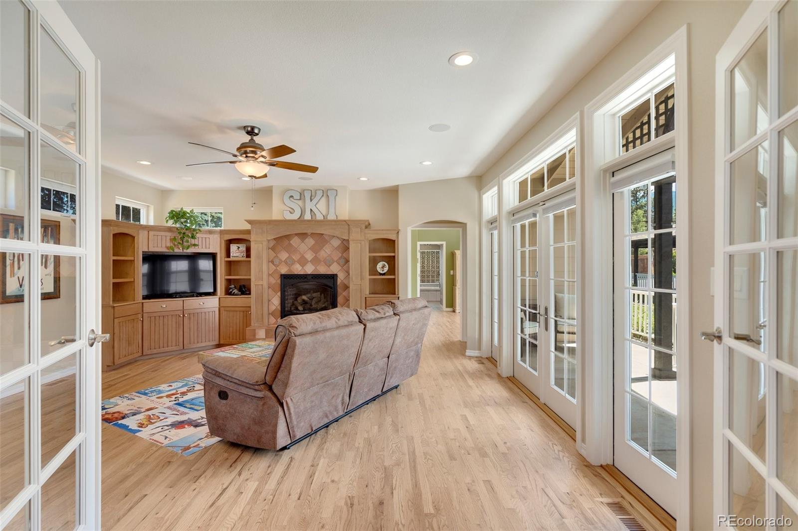 MLS Image #15 for 1305  la paloma way,colorado springs, Colorado