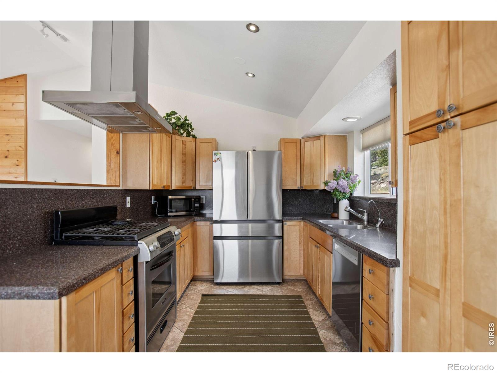 MLS Image #9 for 11150  circle drive,golden, Colorado