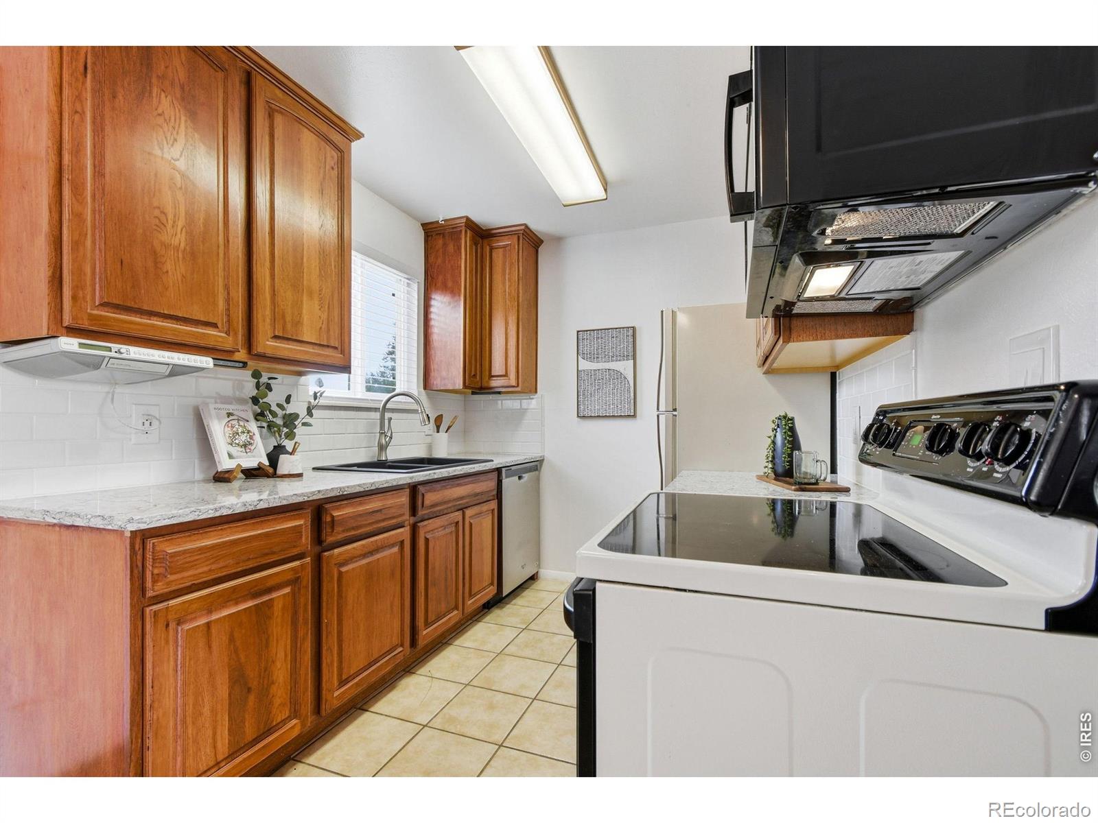 MLS Image #10 for 9233 w 100th circle,westminster, Colorado