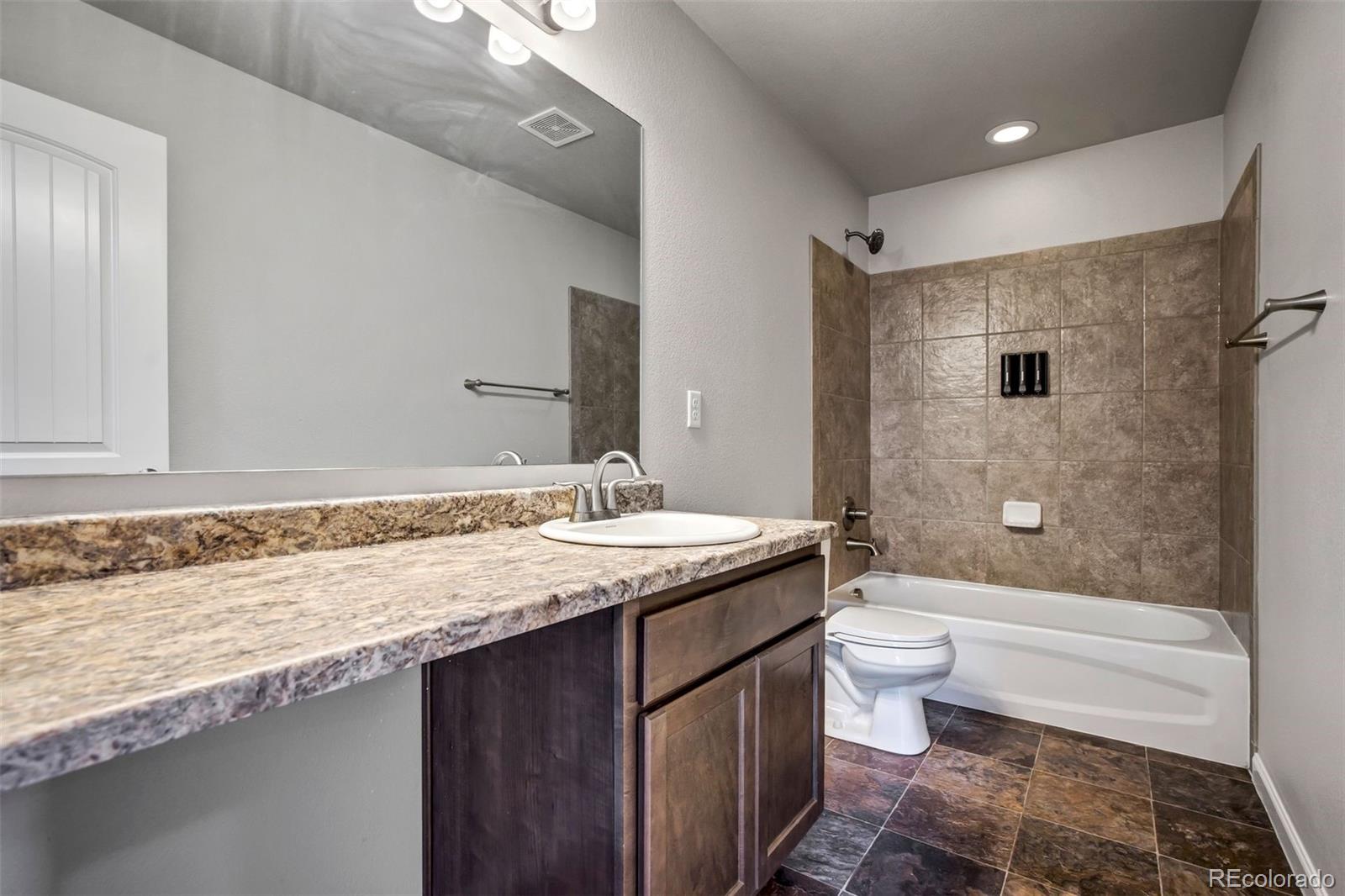 MLS Image #39 for 2022  birmingham loop ,colorado springs, Colorado