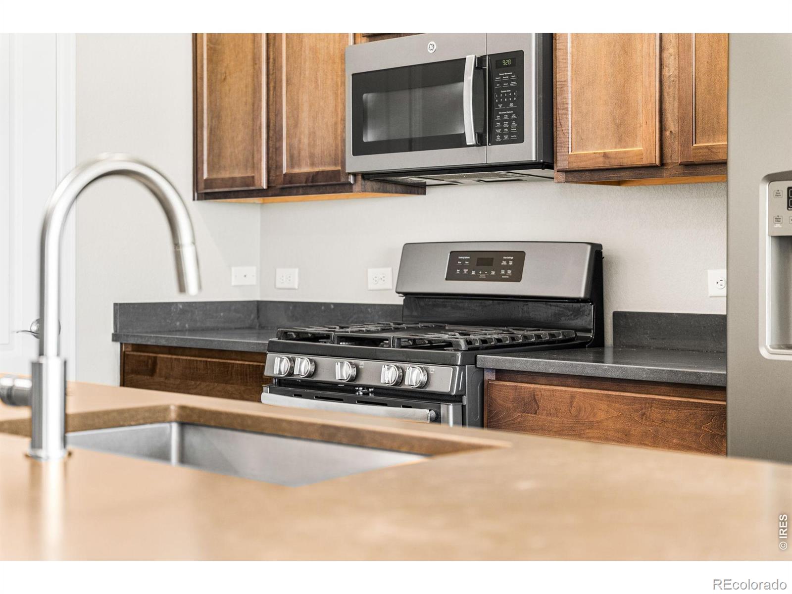 MLS Image #10 for 1637  stoll drive,windsor, Colorado