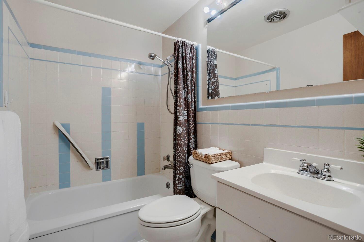 MLS Image #15 for 230  agate way,broomfield, Colorado