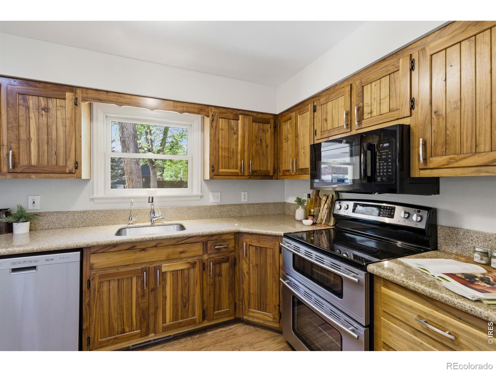 MLS Image #8 for 2713  balmoral court,fort collins, Colorado