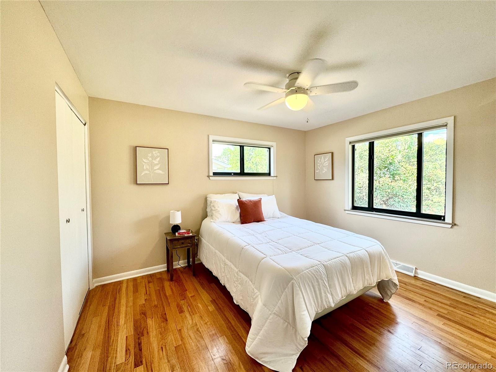 MLS Image #6 for 962 s holly street,denver, Colorado