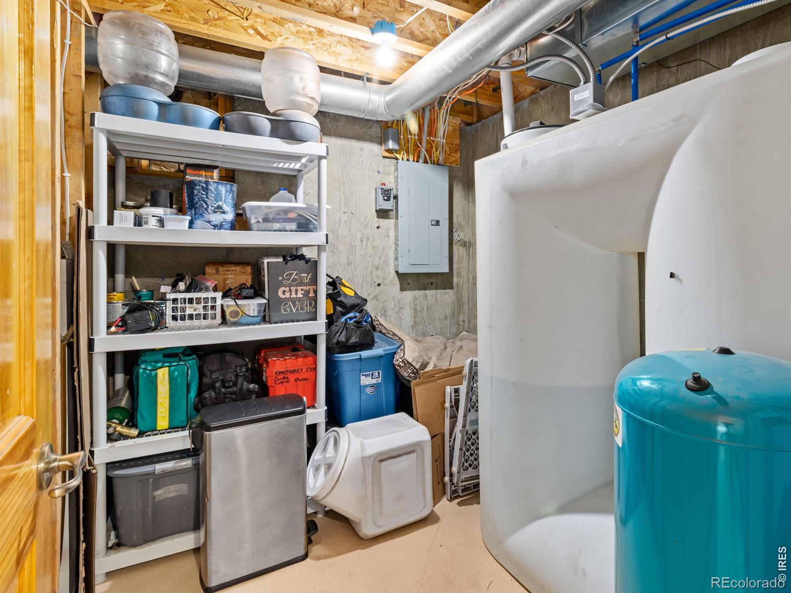MLS Image #29 for 205  chipmunk place,drake, Colorado