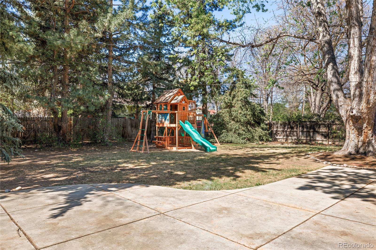 MLS Image #17 for 2515 s leyden street,denver, Colorado