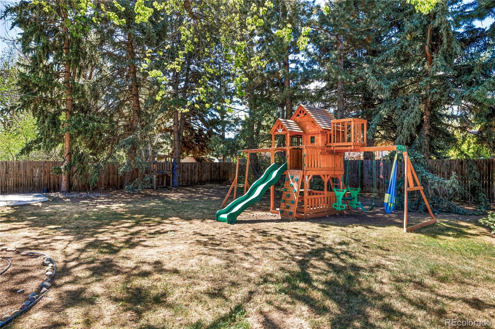 MLS Image #19 for 2515 s leyden street,denver, Colorado