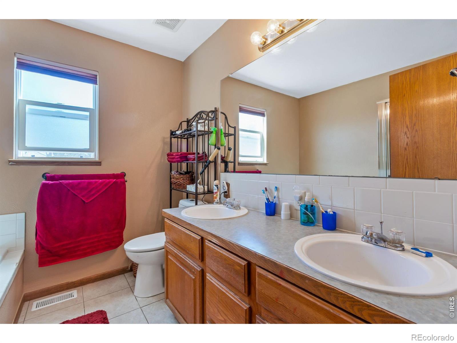 MLS Image #10 for 2105  christopher court,johnstown, Colorado