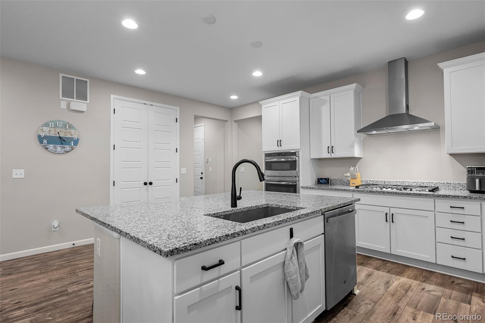 MLS Image #8 for 5795 s grand baker court,aurora, Colorado