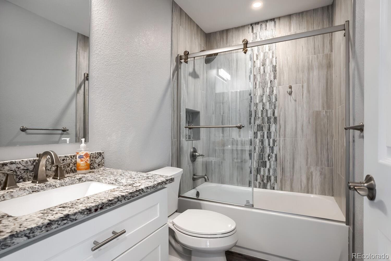 MLS Image #17 for 8177 s norfolk street,englewood, Colorado
