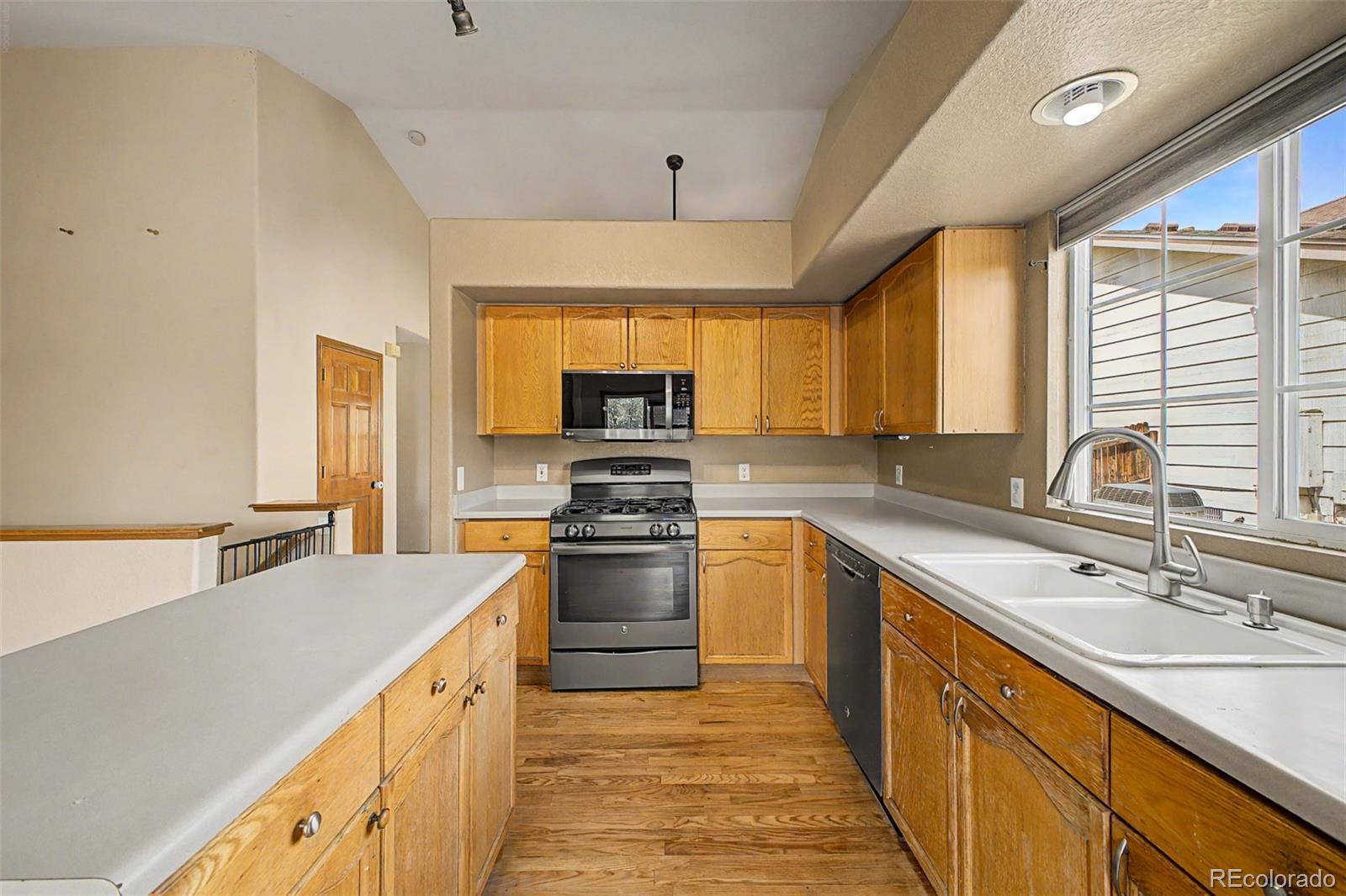 MLS Image #14 for 9616  harris circle,thornton, Colorado