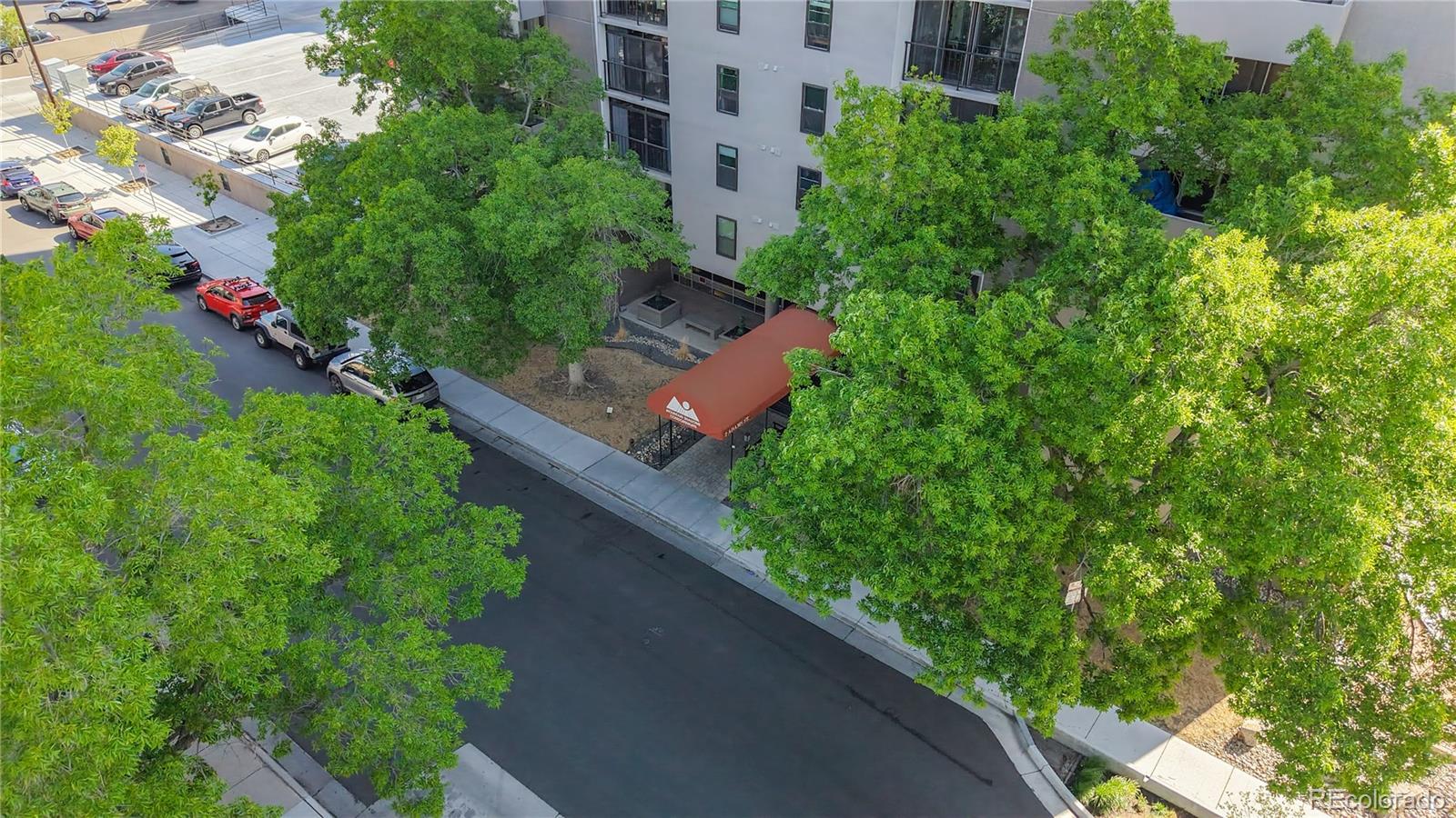 MLS Image #14 for 2  adams street 1207,denver, Colorado