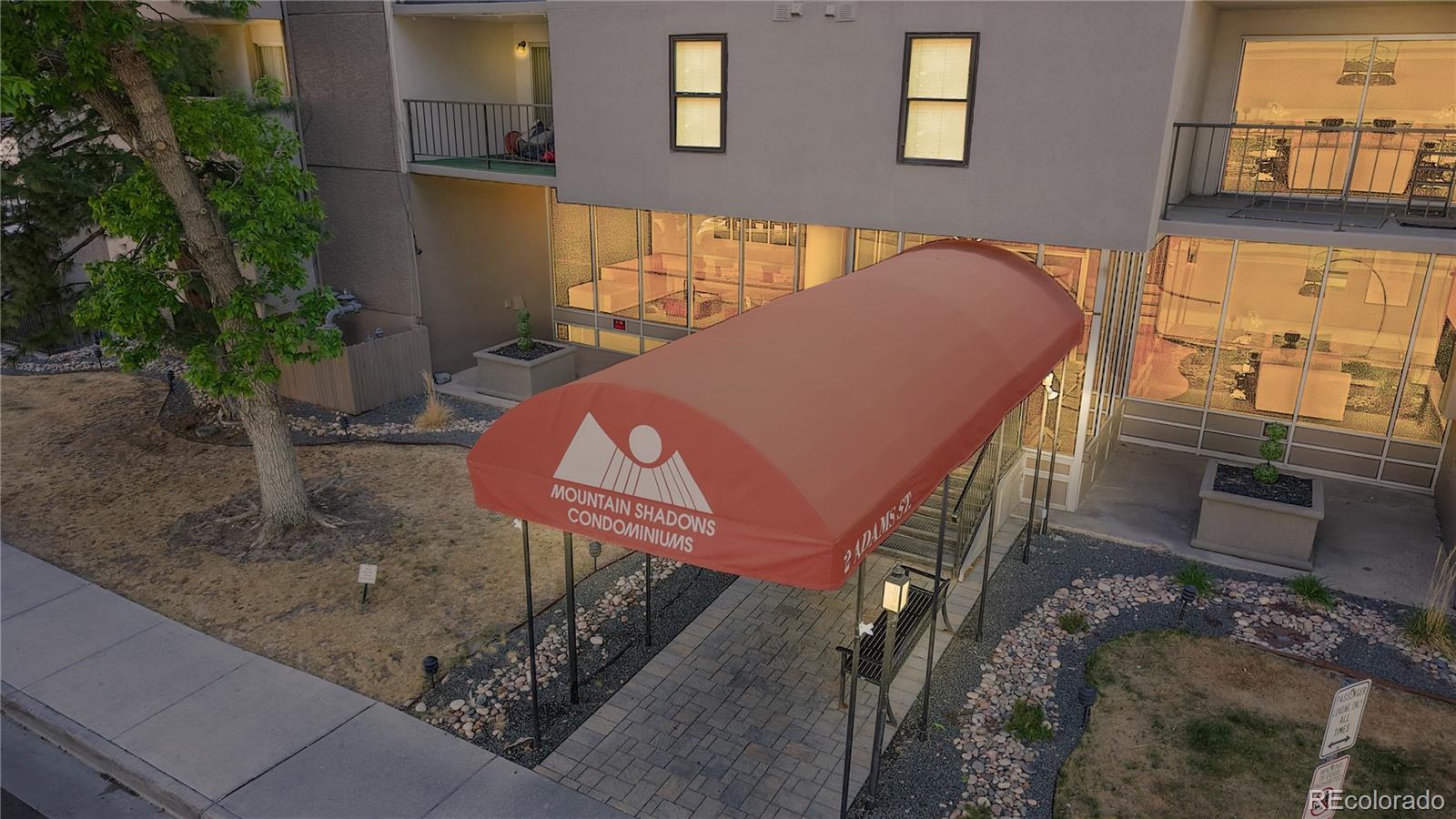 MLS Image #15 for 2  adams street 1207,denver, Colorado