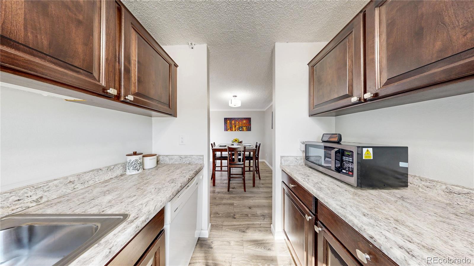 MLS Image #32 for 2  adams street 1207,denver, Colorado