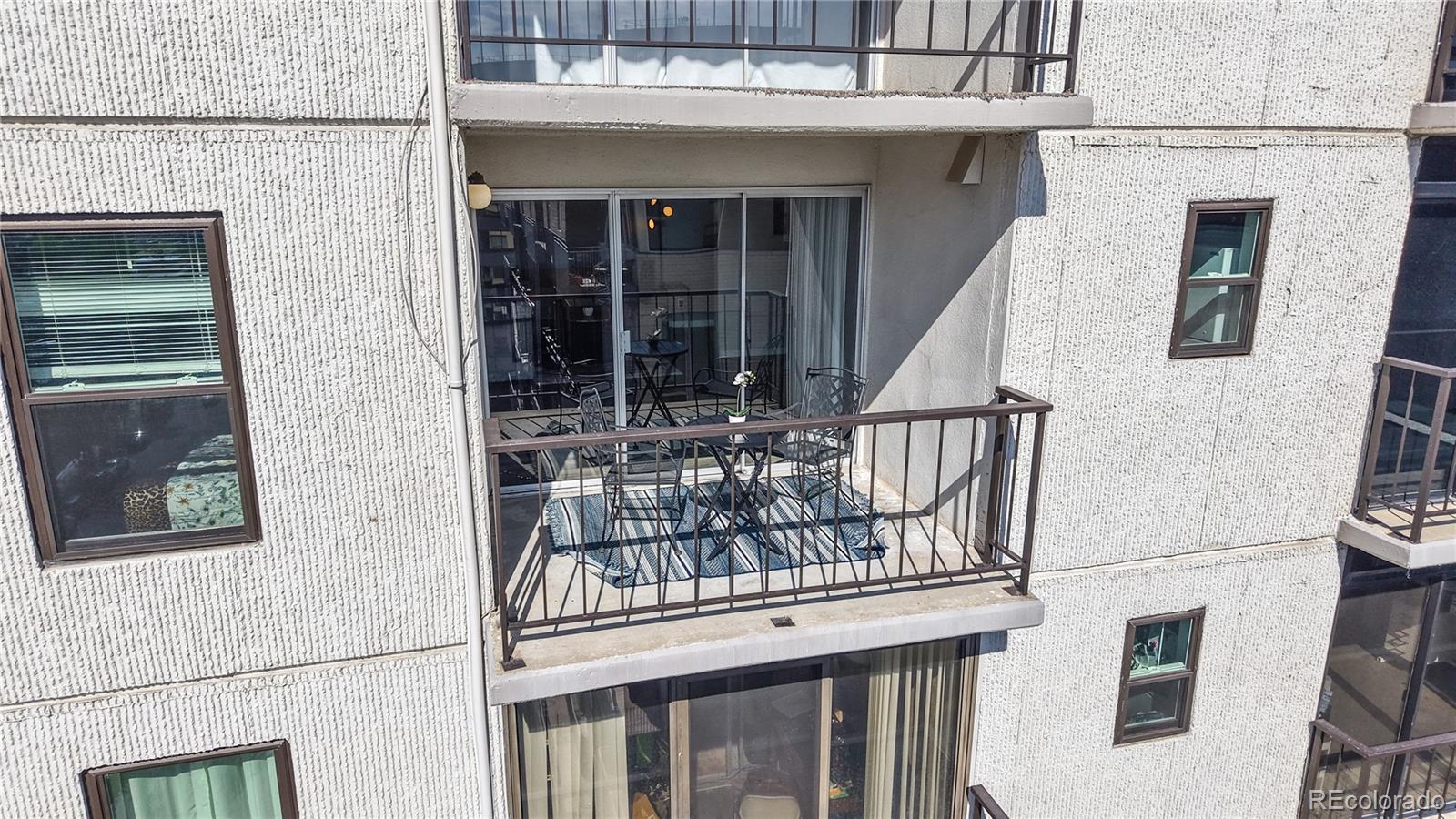 MLS Image #37 for 2  adams street 1207,denver, Colorado