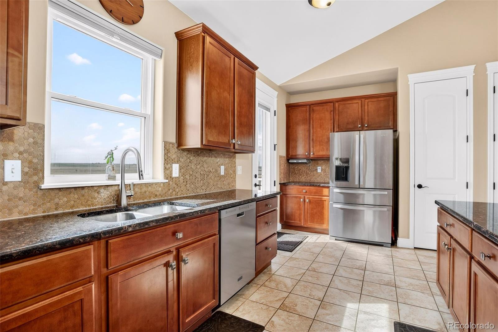 MLS Image #10 for 341 n county road 149 ,strasburg, Colorado