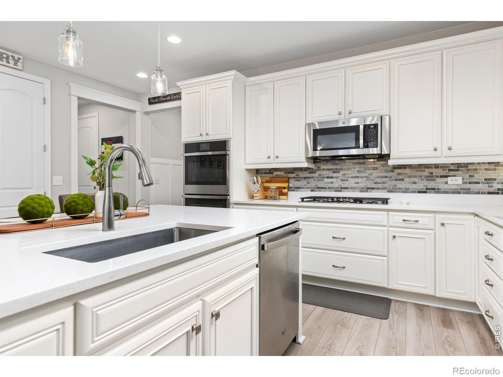 MLS Image #5 for 1122  gabriella lane,berthoud, Colorado