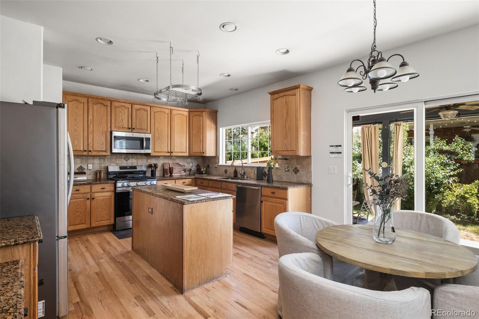 MLS Image #15 for 7304 e cedar avenue,denver, Colorado