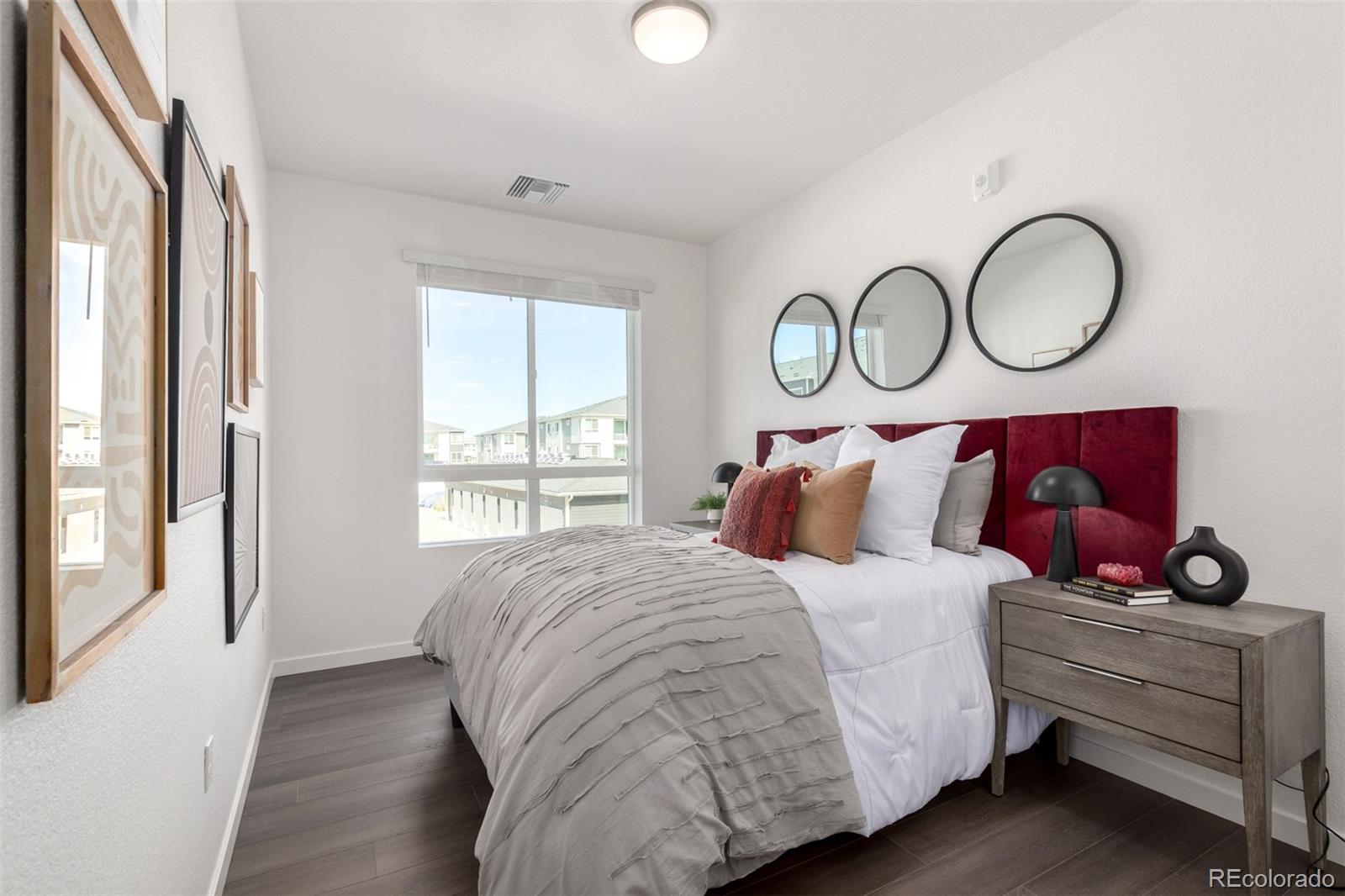 MLS Image #8 for 6153 n ceylon street,denver, Colorado