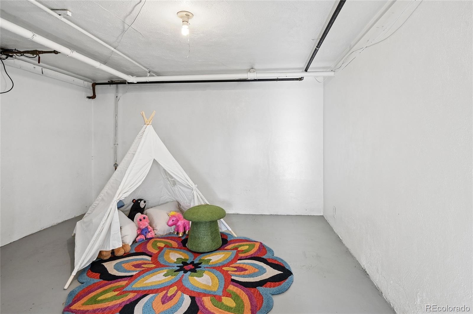 MLS Image #20 for 925 s university boulevard,denver, Colorado
