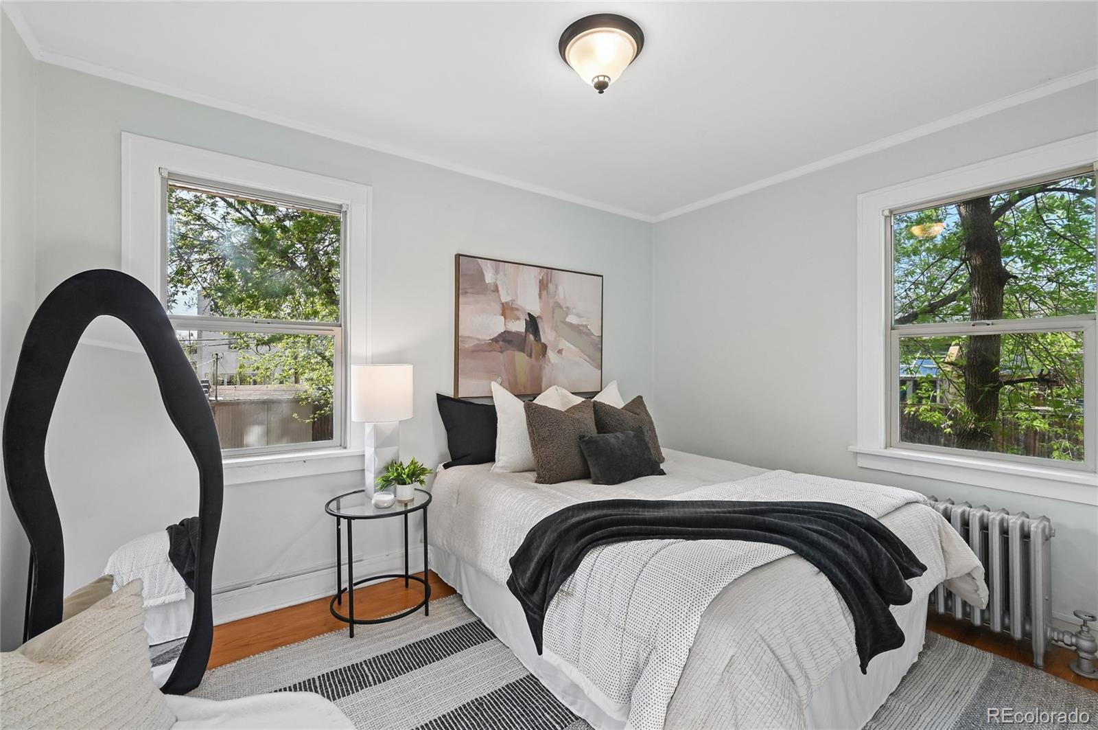 MLS Image #4 for 925 s university boulevard,denver, Colorado