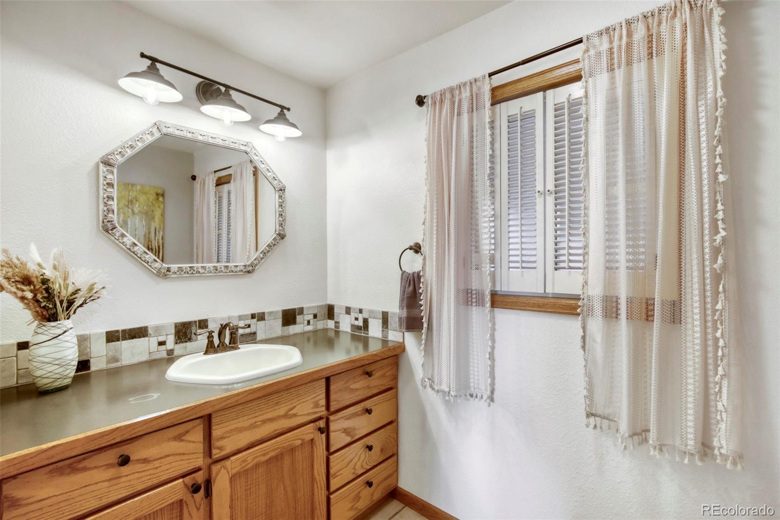 MLS Image #12 for 501 n 66th avenue,greeley, Colorado