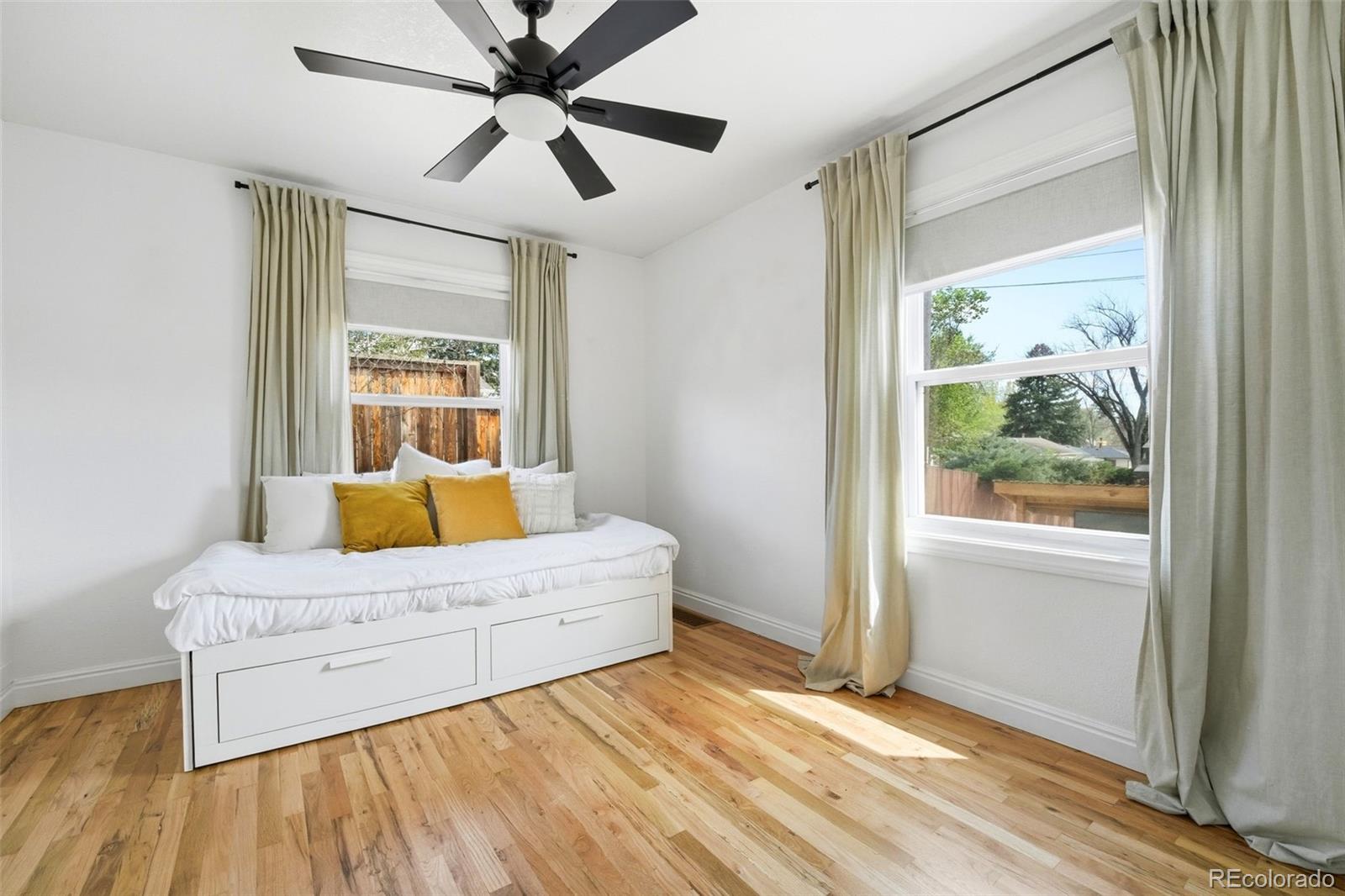 MLS Image #11 for 1315 e yampa street,colorado springs, Colorado