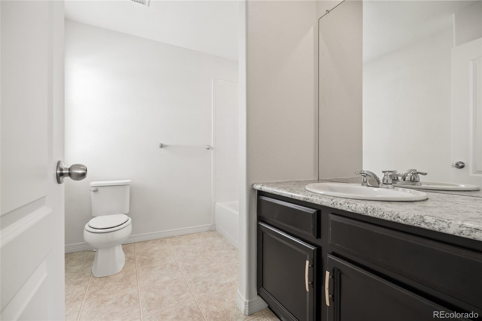 MLS Image #23 for 3110 s nepal way,aurora, Colorado