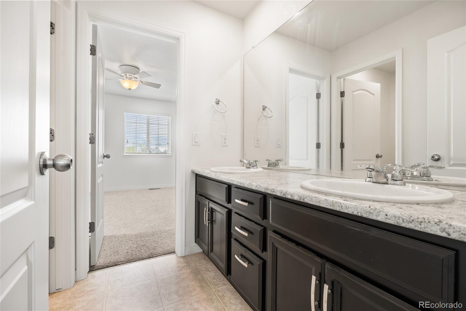 MLS Image #27 for 3110 s nepal way,aurora, Colorado