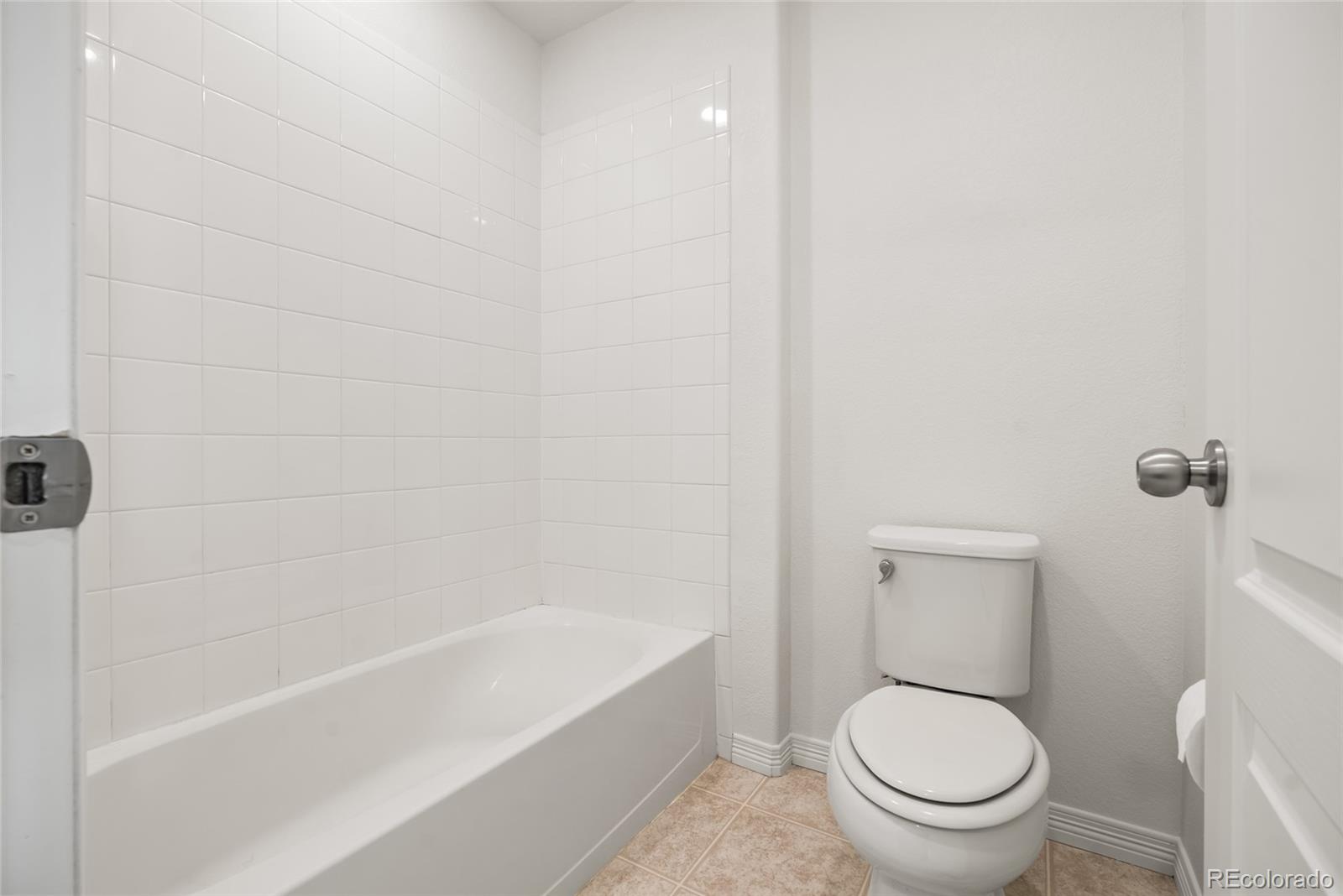 MLS Image #28 for 3110 s nepal way,aurora, Colorado