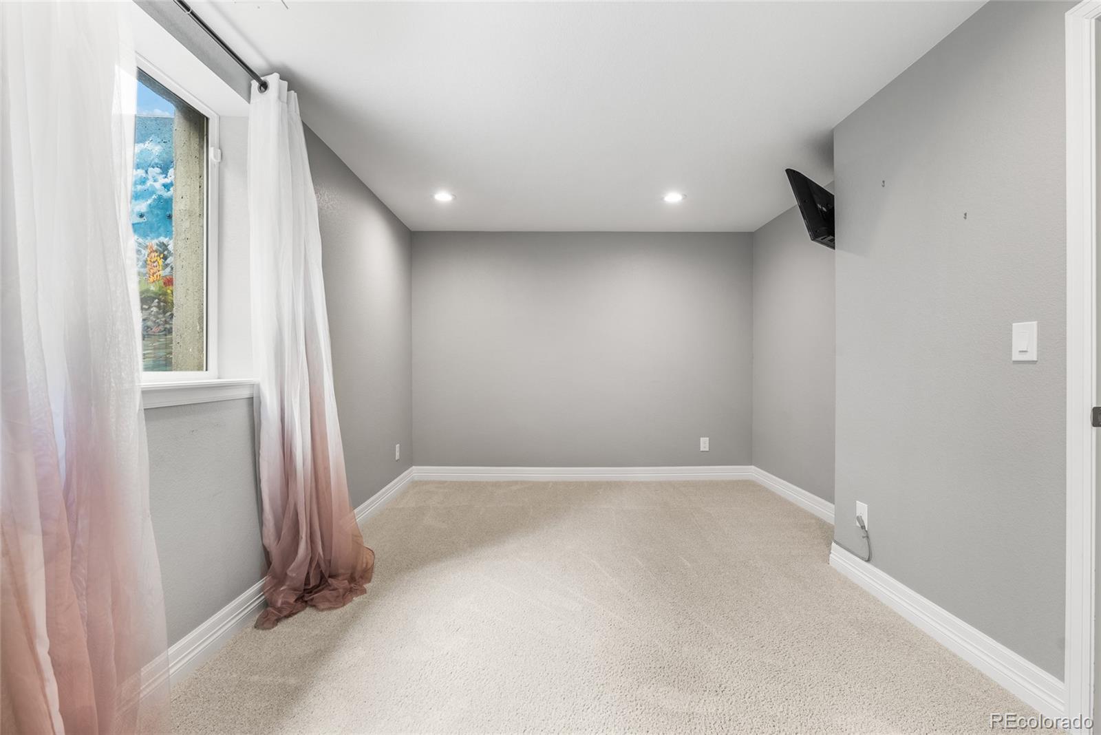 MLS Image #32 for 3110 s nepal way,aurora, Colorado