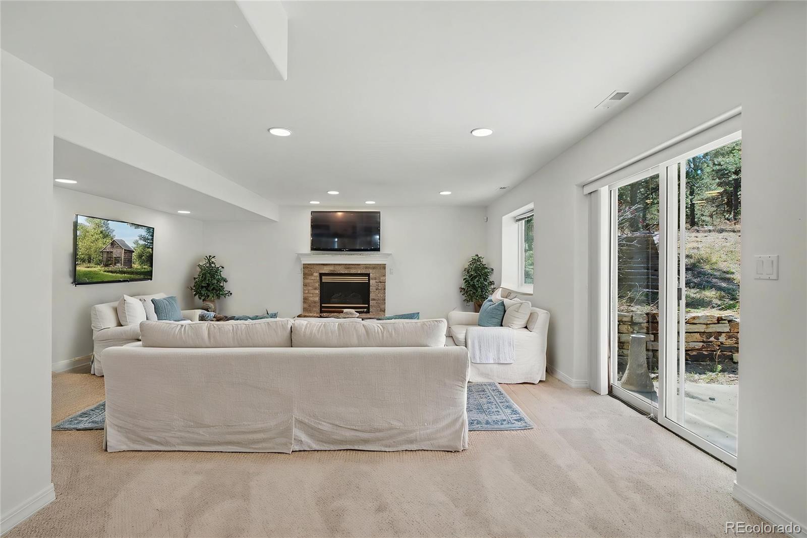 MLS Image #26 for 635 e kings deer point,monument, Colorado
