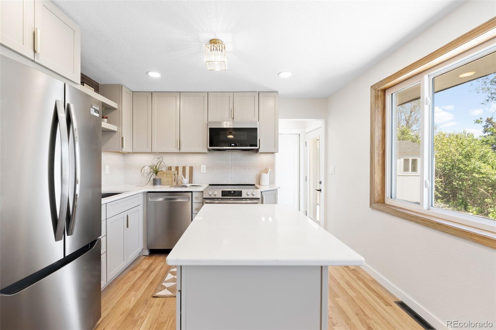 MLS Image #7 for 440 s lee street,lakewood, Colorado
