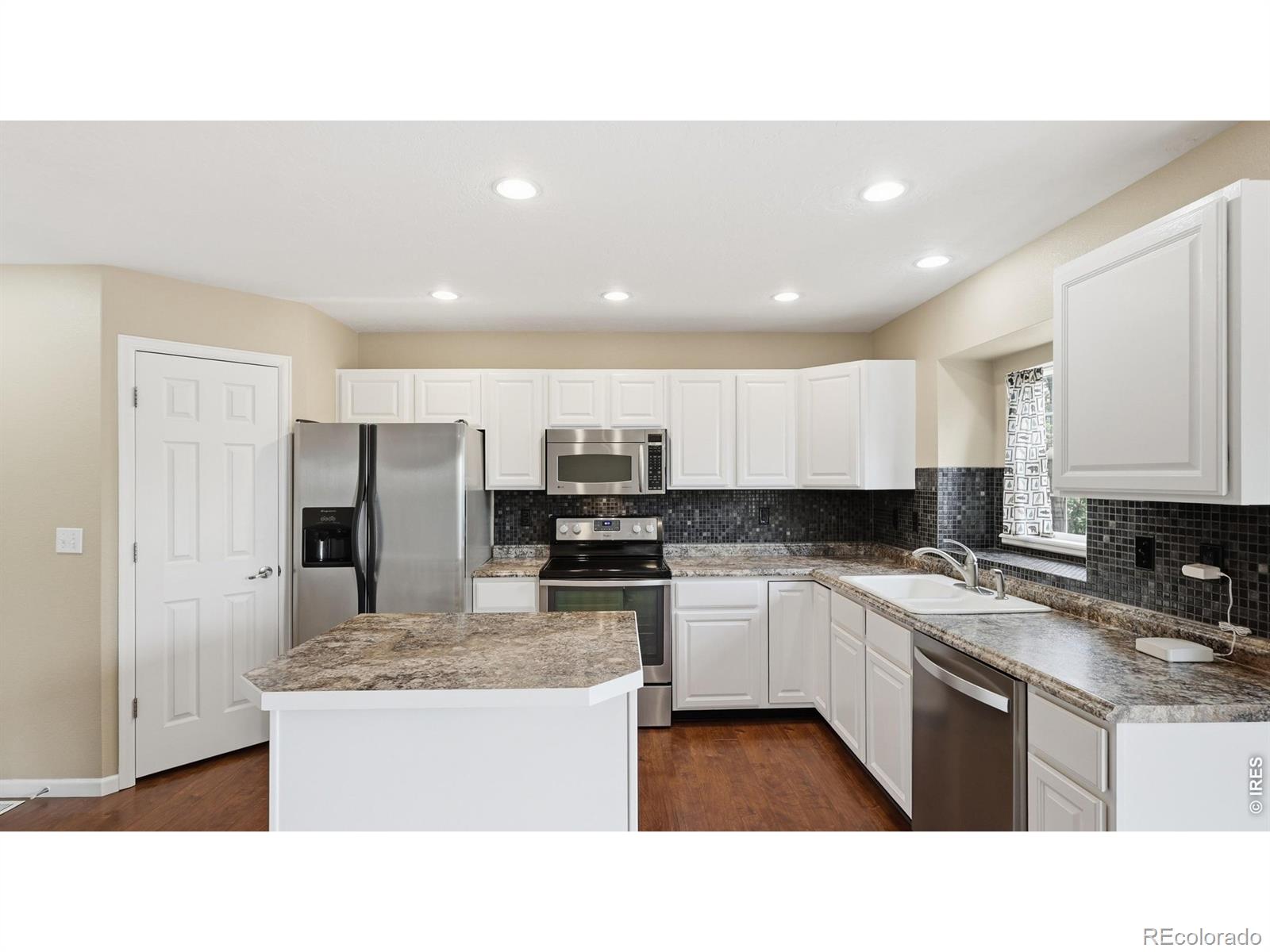 MLS Image #8 for 1317  52nd ave ct,greeley, Colorado