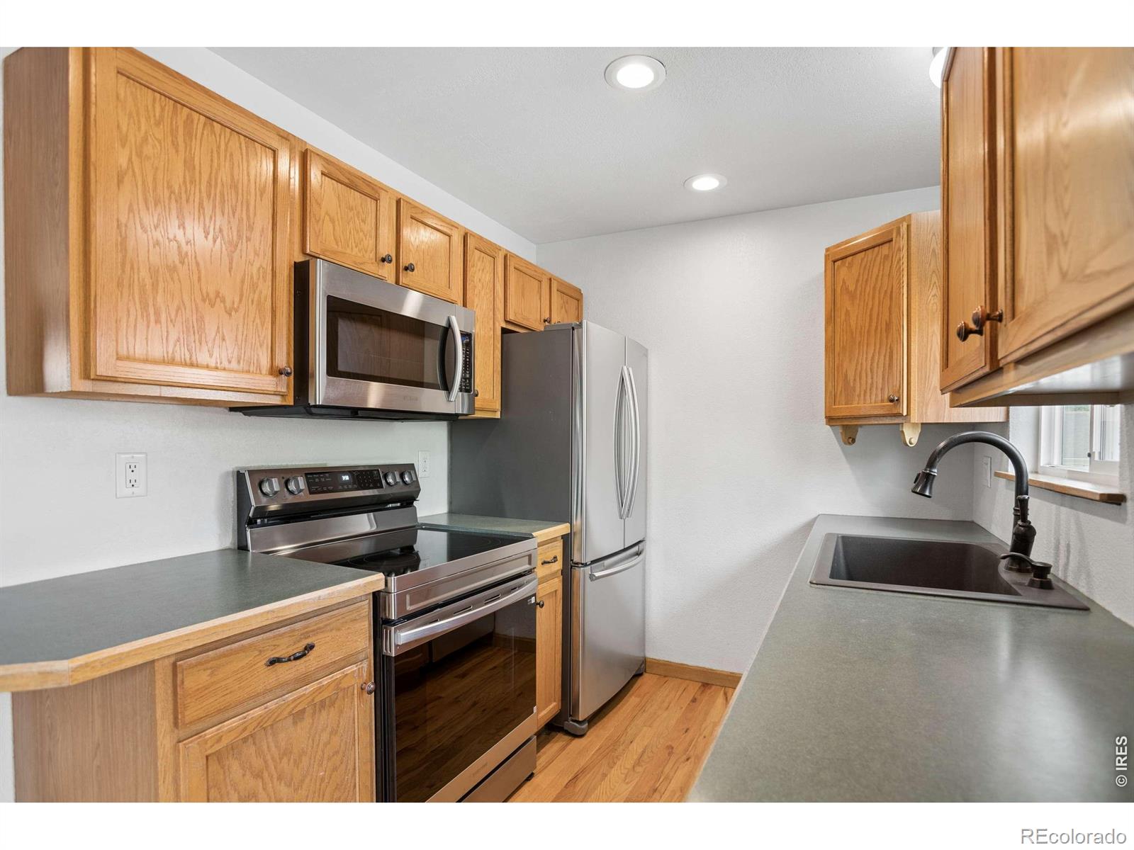 MLS Image #5 for 158 e 4th street,firestone, Colorado