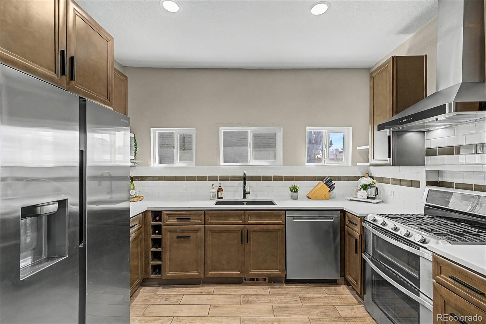 MLS Image #16 for 1349  lipan street,denver, Colorado
