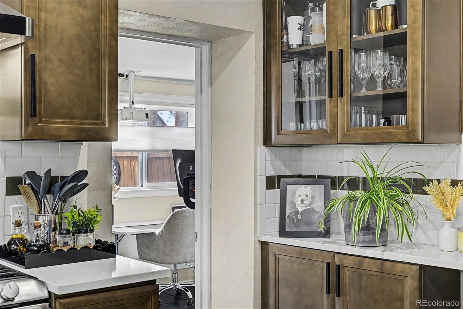 MLS Image #17 for 1349  lipan street,denver, Colorado