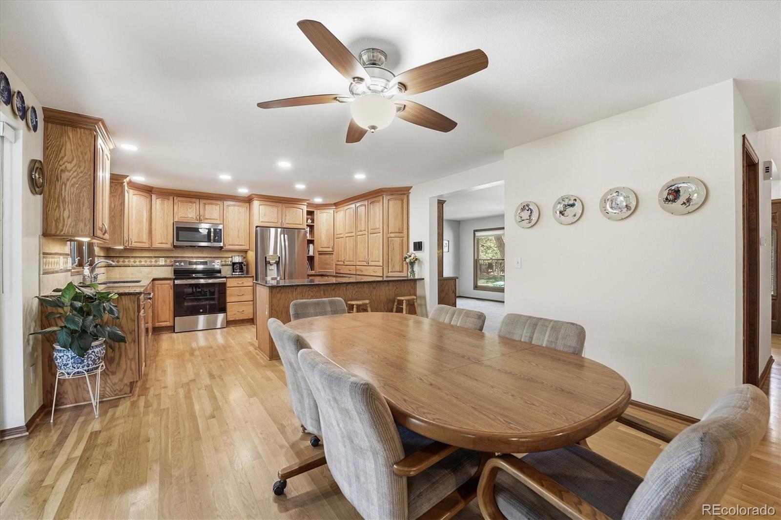 MLS Image #11 for 7933 s datura circle,littleton, Colorado