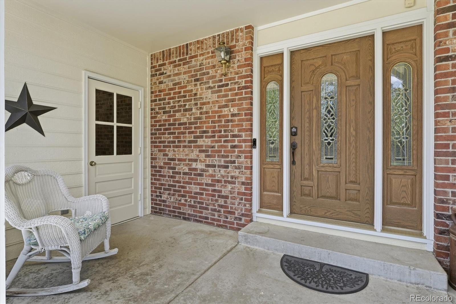 MLS Image #3 for 7933 s datura circle,littleton, Colorado