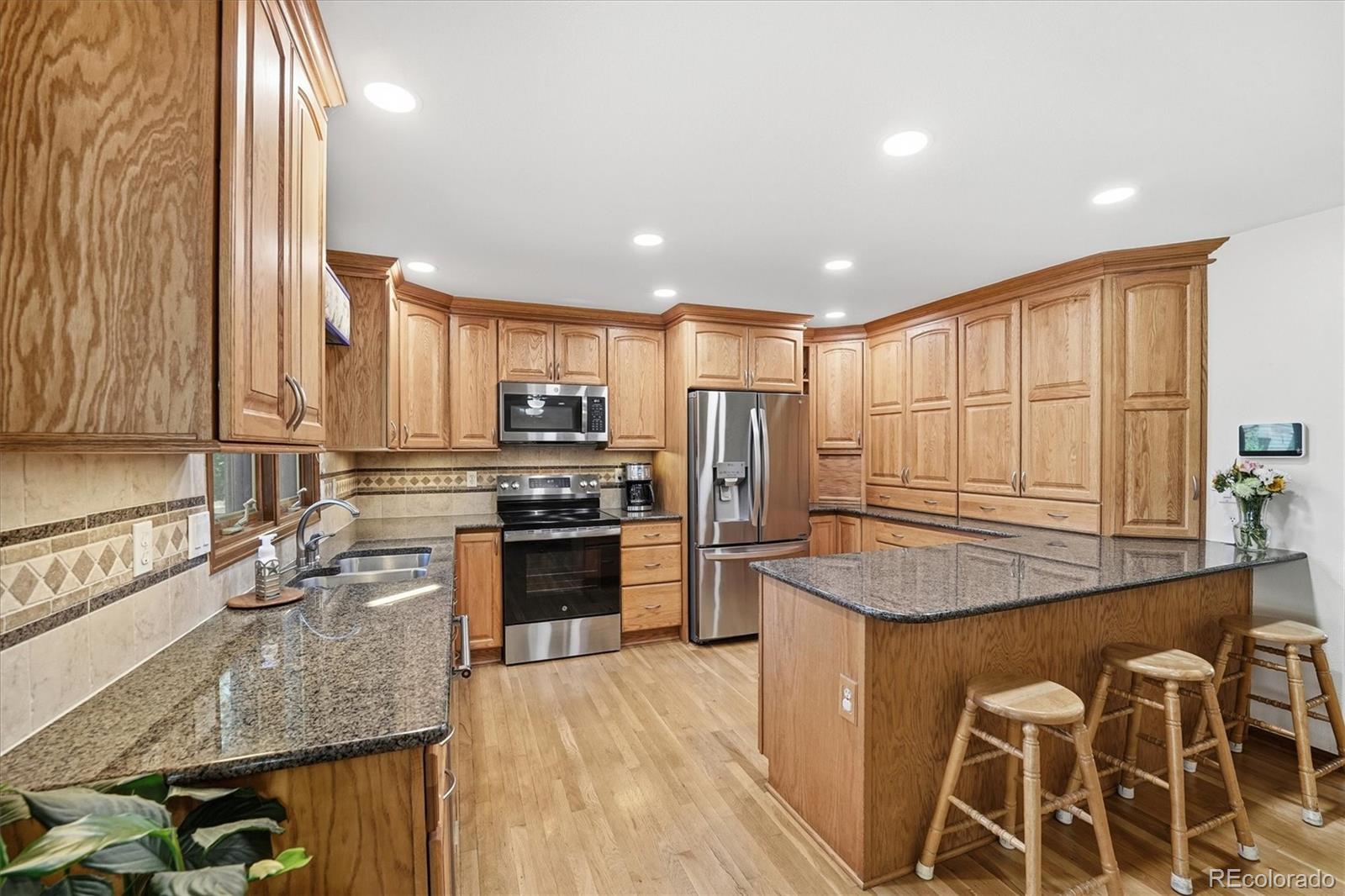 MLS Image #6 for 7933 s datura circle,littleton, Colorado