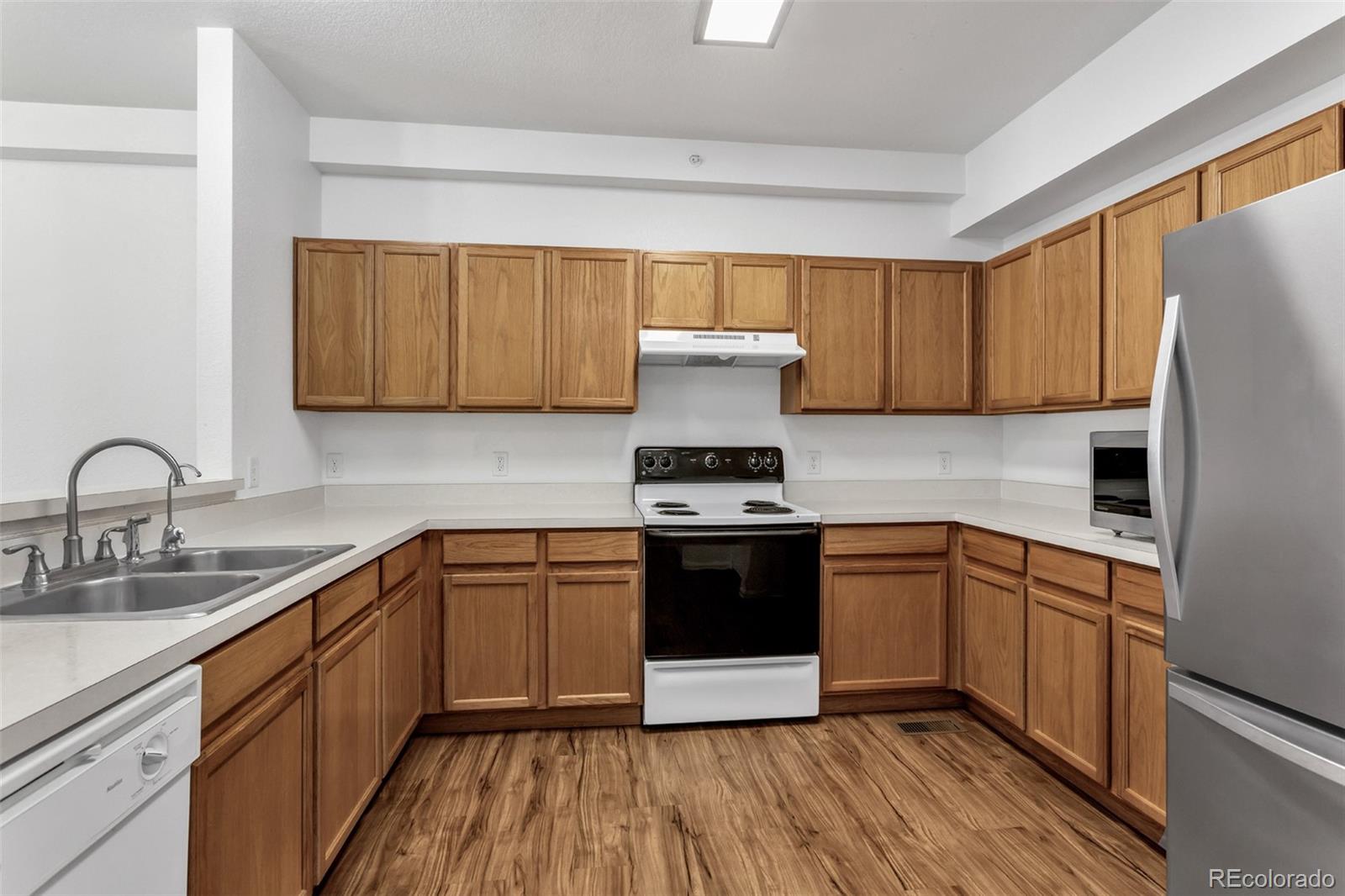 MLS Image #6 for 9758  laredo street,commerce city, Colorado