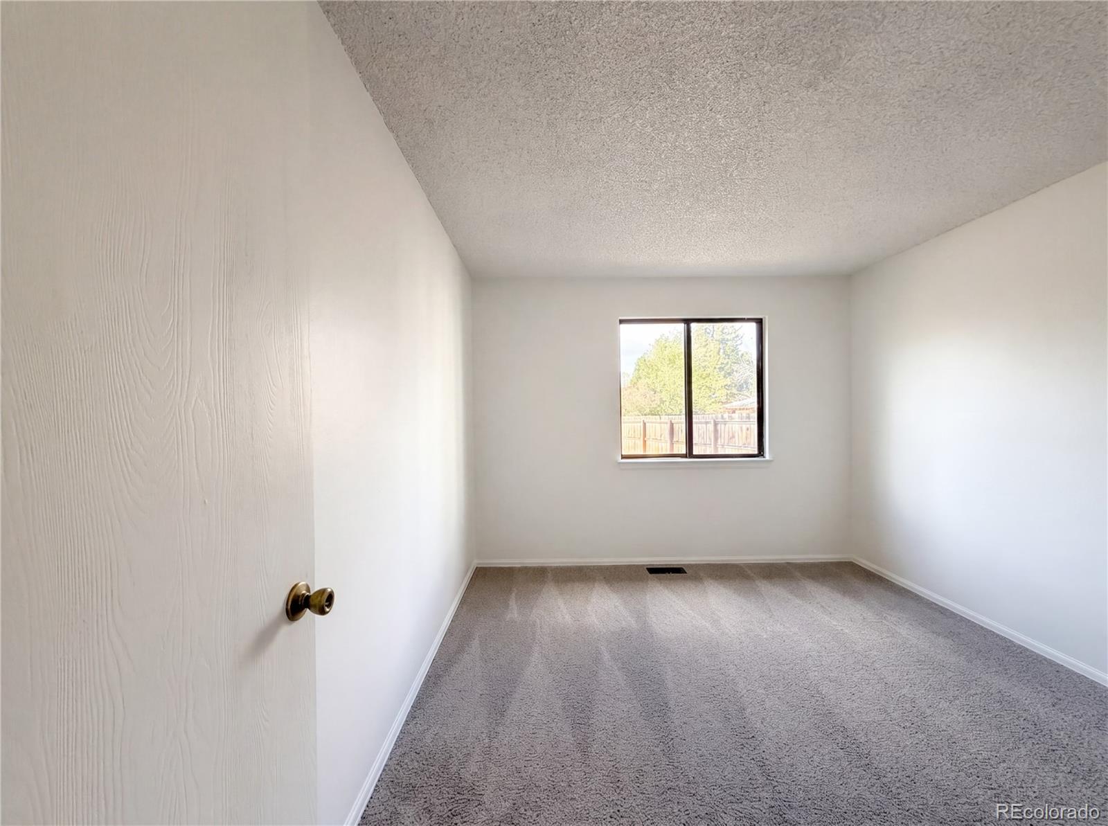 MLS Image #5 for 1912  24th avenue,longmont, Colorado