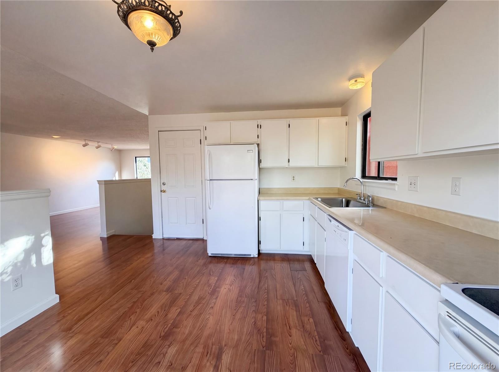 MLS Image #6 for 1912  24th avenue,longmont, Colorado