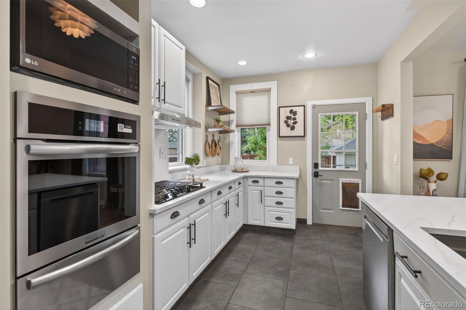 MLS Image #15 for 2340 n vine street,denver, Colorado