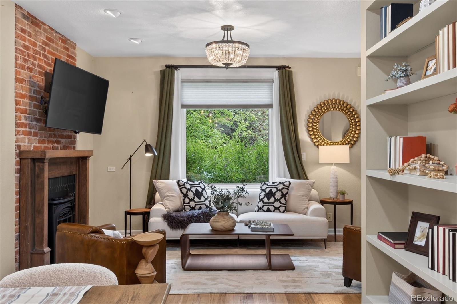 MLS Image #4 for 2340 n vine street,denver, Colorado
