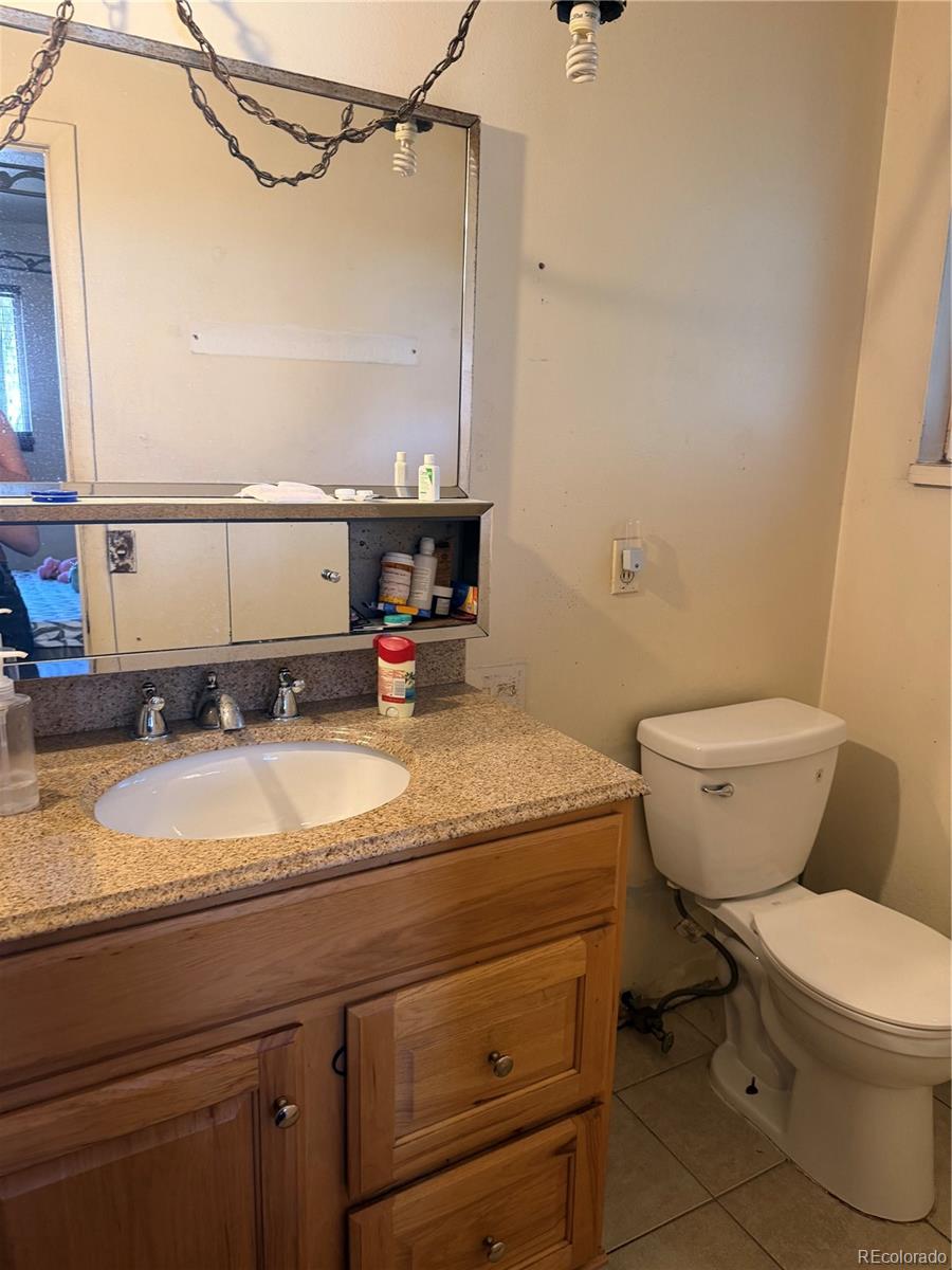 MLS Image #7 for 180  grant way,denver, Colorado
