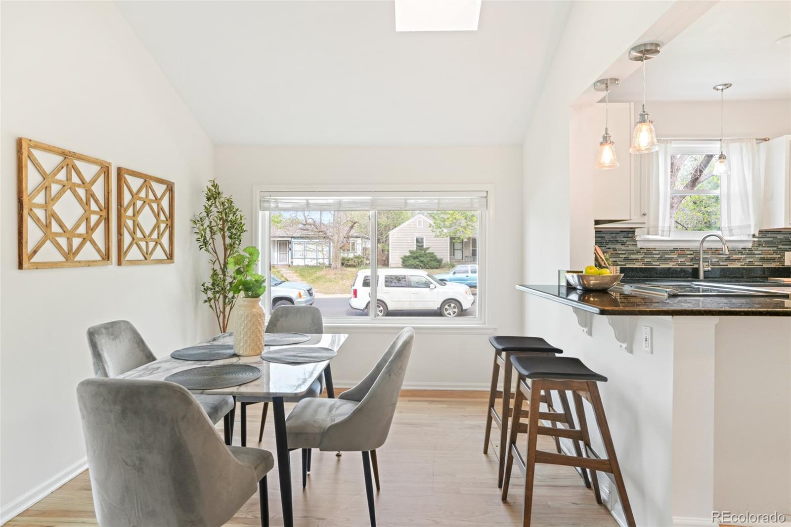 MLS Image #12 for 2573 s williams street,denver, Colorado
