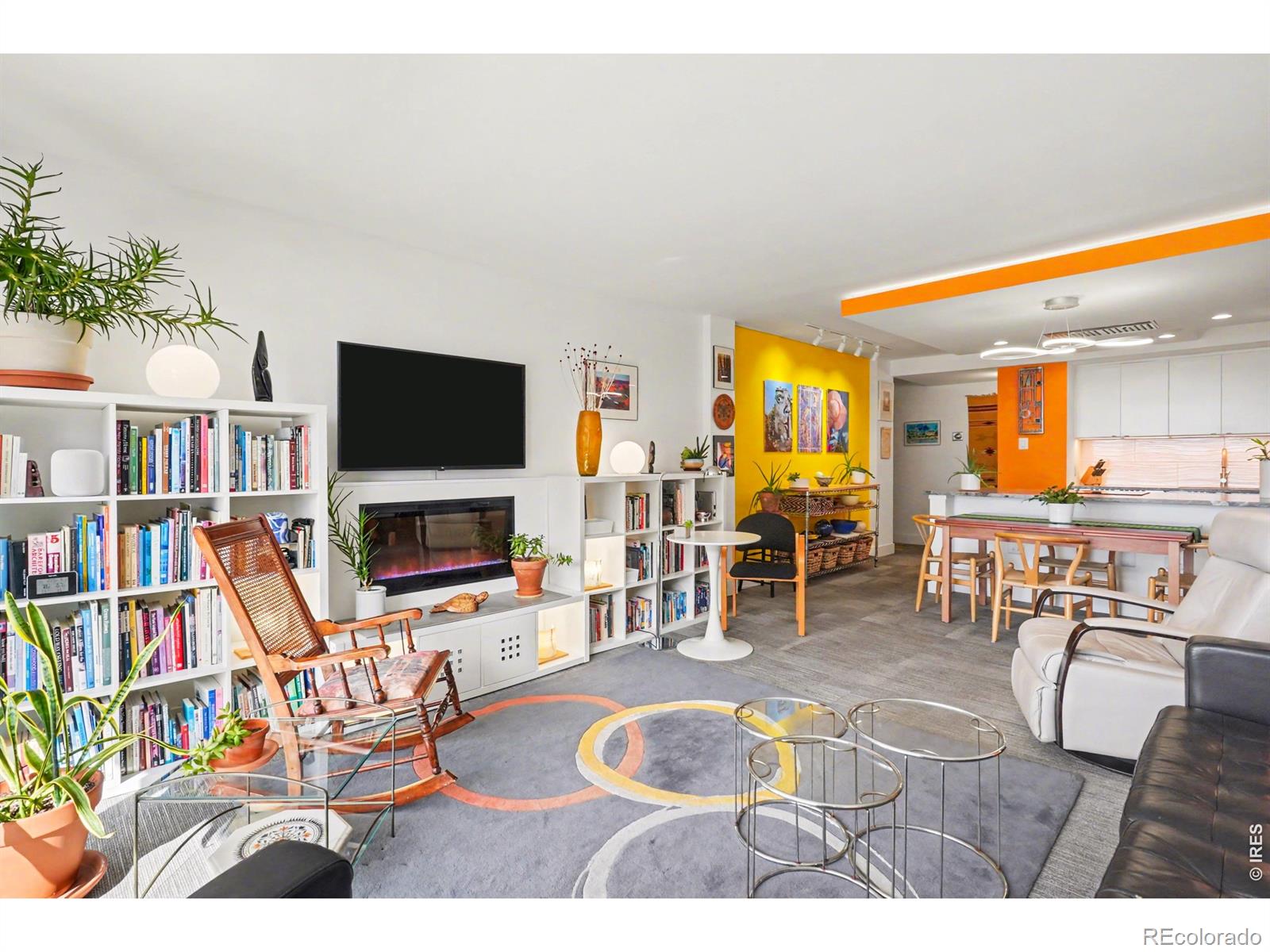 MLS Image #3 for 1020  15th street 32l,denver, Colorado