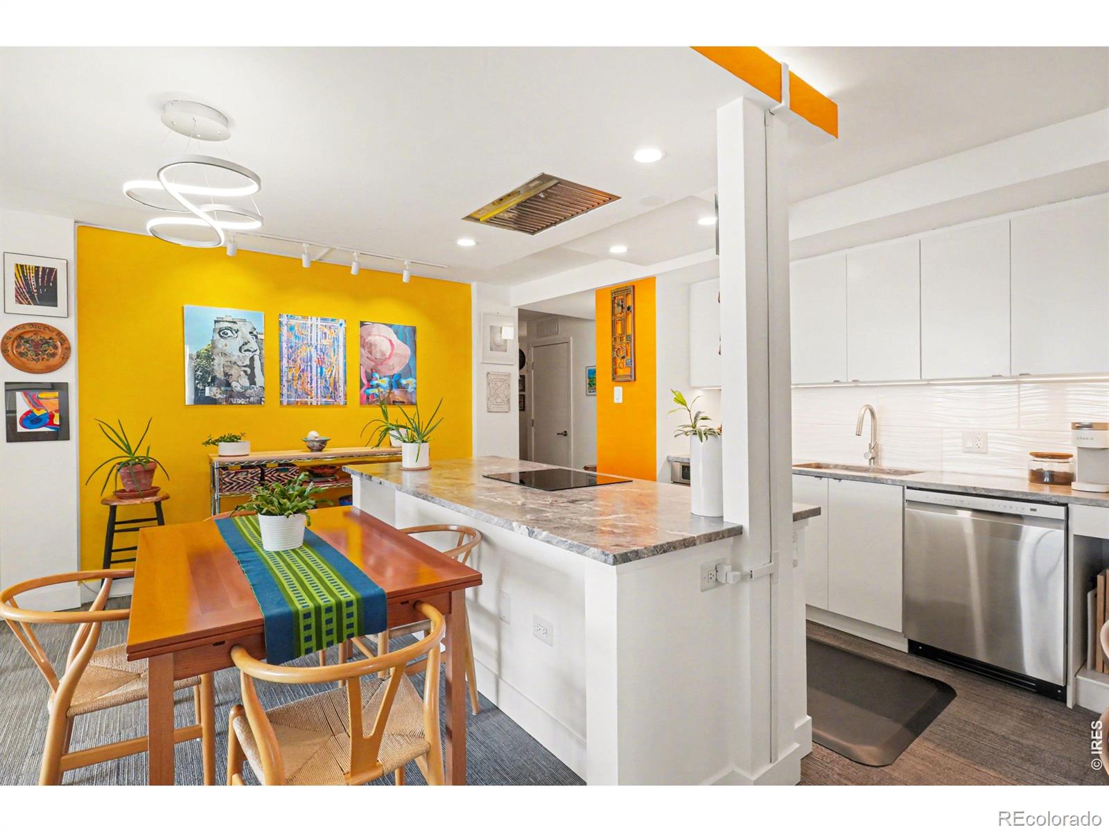 MLS Image #8 for 1020  15th street 32l,denver, Colorado